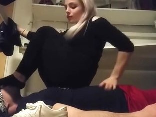 Daisy C. reccomend blond footworship